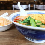 中華料理 西遊記 - 担々麺＋半炒飯セット