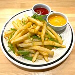 French fries spicy mayo & garlic
