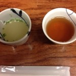 鳥料理 玉ひで - ほうじ茶と軍鶏スープ