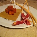 シュリ シュリ - ひよこ豆のパネッレはヤケド覚悟でも食べたい。美味。