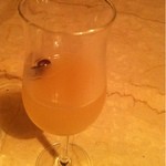 シュリ シュリ - 夜の訪問なら必ず〆で出してもらうコーヒー豆入りのリモンチェッロ。