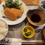 Dottamba - 日替りランチのえびかつ定食(850円)