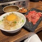 Yakiniku Ushikane - 