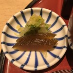 あつた蓬莱軒 - 途中途中で箸休め。