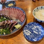 田中鮮魚店 - 鰹の刺身と叩き、ご飯