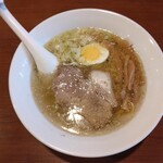 桜木屋 - 塩ラーメン：６５０円（税込）【２０２３年１１月撮影】