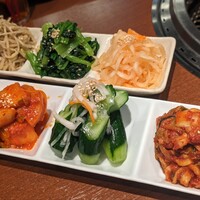 南新宿 和牛焼肉 慶 - 