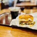 THIS 伊豆 SHIITAKE バーガーキッチン - 