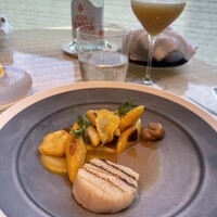 ベージュ アラン・デュカス 東京 - 