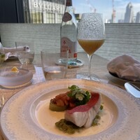 ベージュ アラン・デュカス 東京 - 