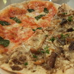 オステリア アックアインボッカ - マルゲリータ＋タルトゥーフォ