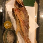 ROCO - 魚の唐揚げ (この日はオジサン)1300円〜