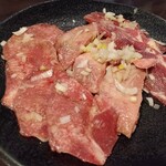 焼肉 ギュービッグ - 