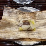 兼六亭 - 松茸おこわ