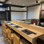 お酒と飯 たしなみ - カウンター7席