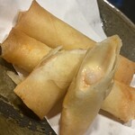 お酒と飯 たしなみ - 海老とチーズの春巻き