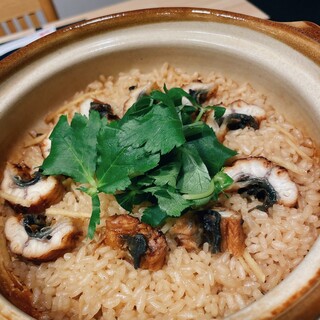 Eel rice and Kirokumori soba are also great for the final course. Courses are also available.