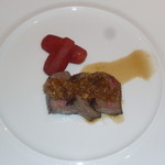 東郷 - 肉／鹿児島産黒毛和牛サーロインステーキ 京人参添え　和風オニオンソース