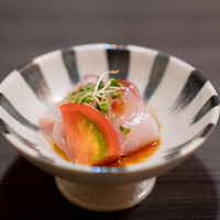 しゃぶしゃぶ 吟半 - フレッシュトマトと完熟鰤のカルパッチョ仕立て