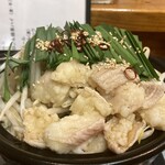 Hakata Ra-Men Kamehachi - もつ鍋（1,300円）