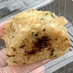 Kamataya - ちりめん野沢菜の焼きおにぎり130円