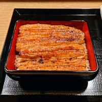 うなぎ 目白ぞろ芽 - 共水うな重　6,800円