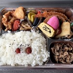 まとん亭 - ◆ デラックス弁当 (ご飯大盛り) ¥750-