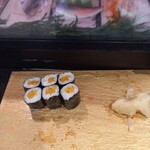 立飲み寿司 三浦三崎港 めぐみ水産 - 千本漬け巻