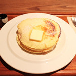 ラブレー - パンケーキ バターのせメープルソース　(750円) '13 10月下旬