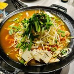 韓国料理 MUGEN - タコ鍋
