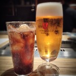 nikushoutakuoohira - 烏龍茶、生ビール