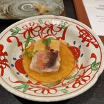Hakata Sushi Yokota - 甘鯛のうろこ揚げと 湯葉胡麻豆腐の 東寺揚げ