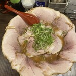 らーめん ２国 - チャーシュー麺