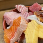 Fusazushi - 海鮮丼（アップ①）