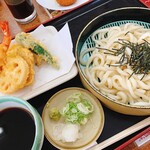 山田うどん - 