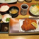 Tonkatsu Keiwai Kei - 一金豚・厚切りロースカツ膳（1480円）