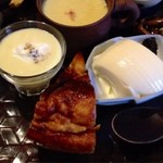 季より - モッツァレラの入ったさつまいものスープ♪
      自家製の鍋焼き玉子焼き(♡ >ω< ♡)
      自家製濃厚なおとうふ