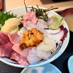 鈴木水産 - 海鮮丼(上)