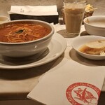 Irukyanthi - 真夜中のスパゲティ(サラダ、スープ、バケット、ドリンク付き)　1,330円