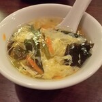 老辺餃子舘 新宿本店 - スープ