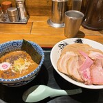 松戸中華そば 富田食堂 - 