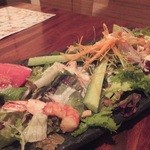 しょうち - 焼海老のシーザーサラダ：780円