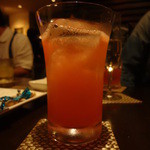 バトラー - グレープフルーツの甘いカクテル