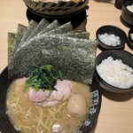 吾妻家 - 沖縄市/ラーメン | 食べログ 吾妻家 - 沖縄市/ラーメン | 食べログ