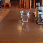 麺屋 隹 - テーブル席