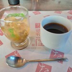 Kura + Soba Naka Ya - 本日のデザート・仕込水のコーヒー