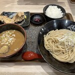 Tsukemen ma zesoba sakura - つけ麺、山賊からあげ