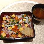 SUSHIBAR 華美 - 