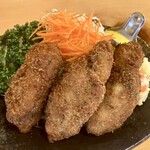 とんかつ一幸 - 牡蠣フライ定食の3貫
      
      ※ とんかつ一幸さんから許可を得て、写真をいただきました…m(_ _)m