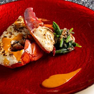 Optional pre-booked courses. Great deals on lobster